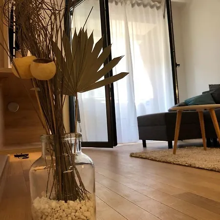 Apartment Iris