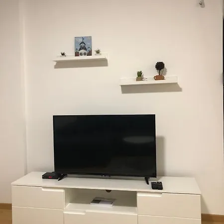 Iris Apartment